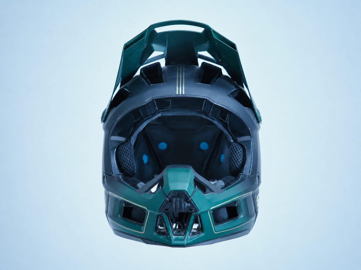 100% Aircraft 2 — De face