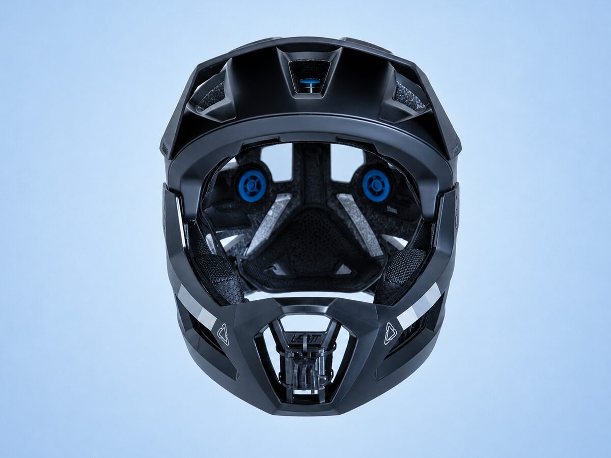 Leatt Enduro 3.0 — Vorderansicht