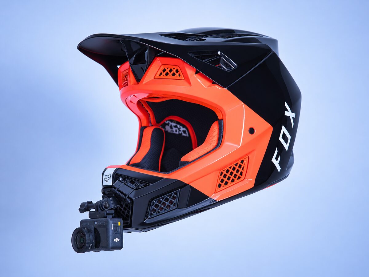 GoPro montata sul supporto mentoniera del Fox Racing Rampage Pro Carbon
