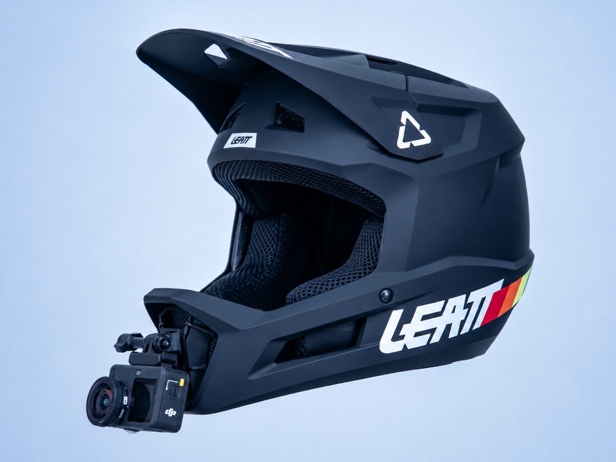 Leatt Gravity 2.0 — GoPro kiinnitettynä