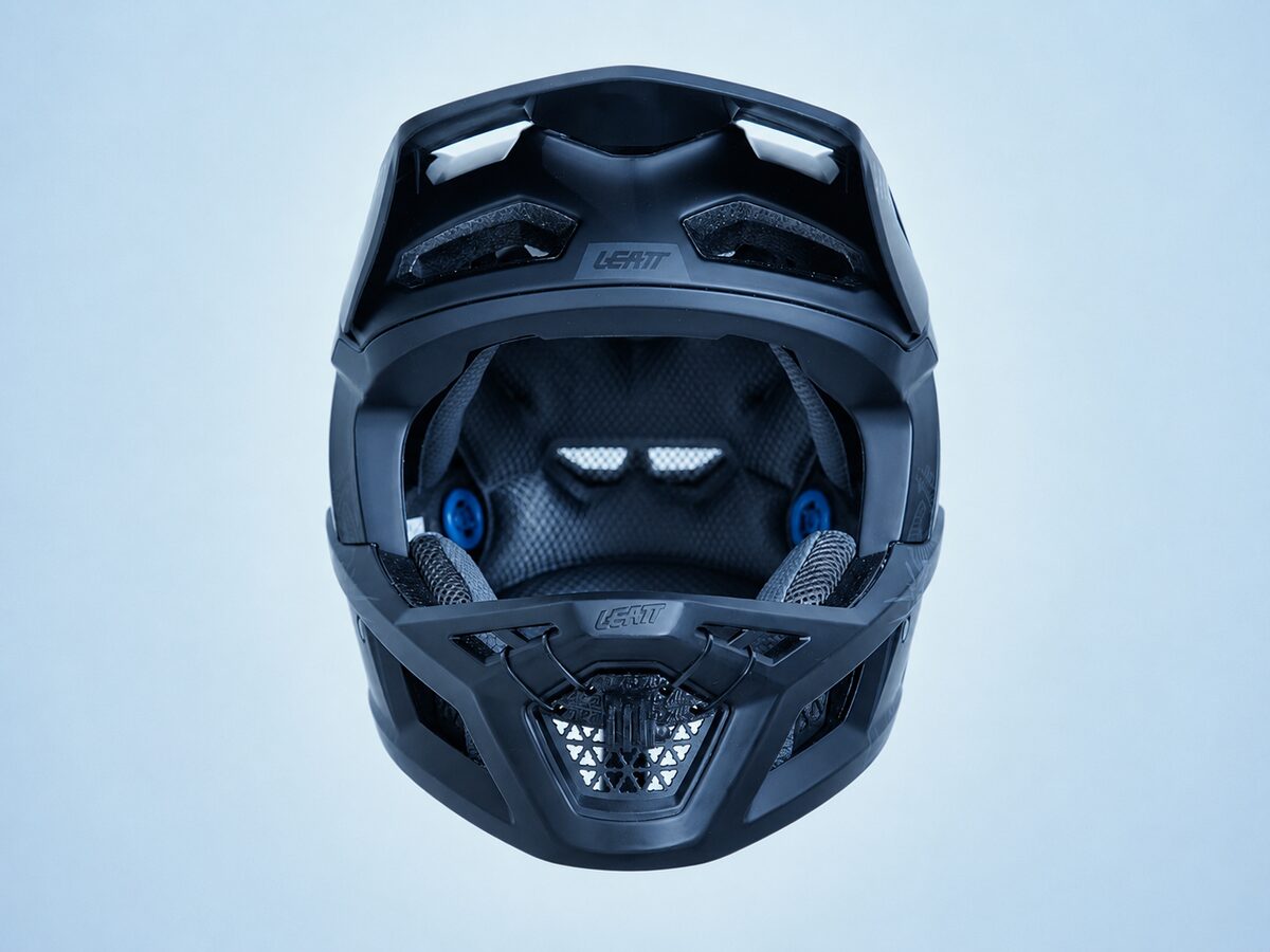Leatt Gravity 4.0 — Vorderansicht