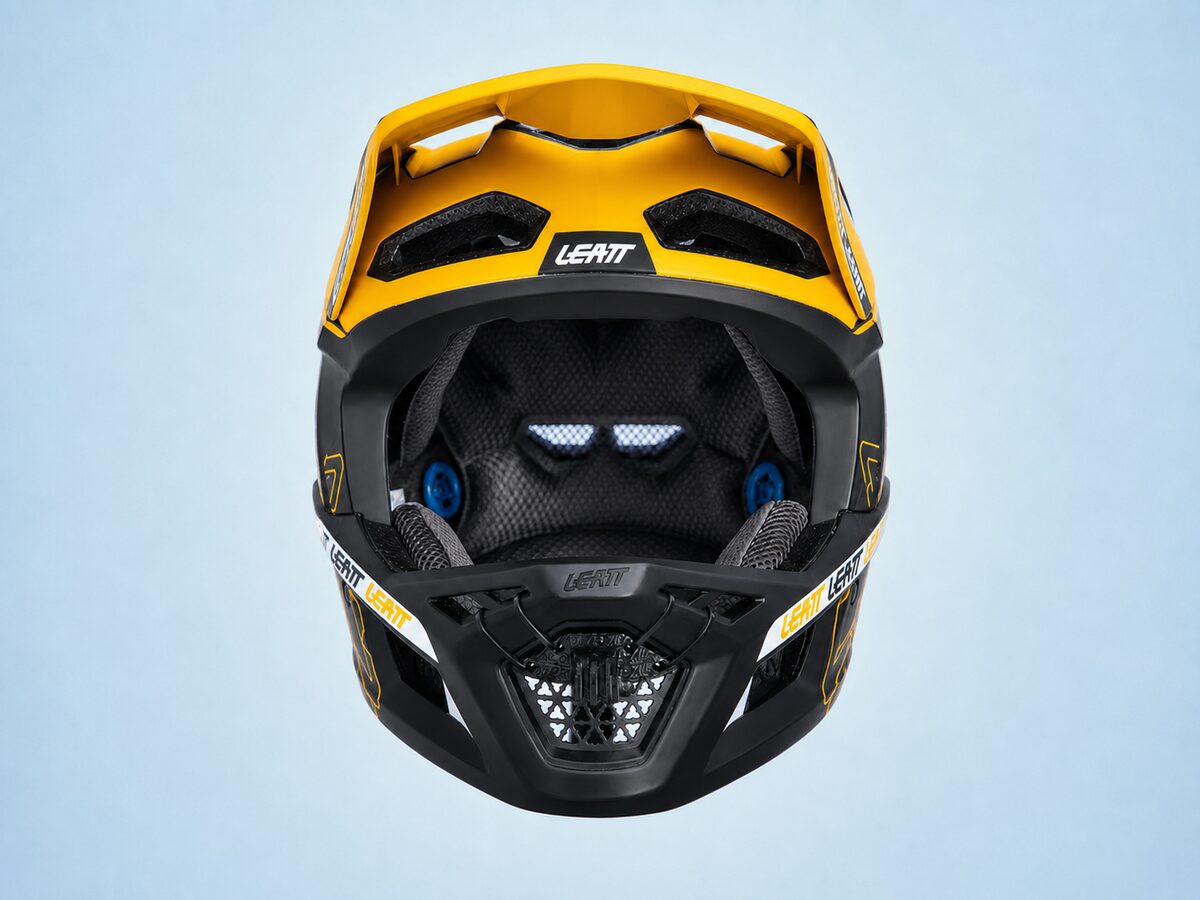 Supporto mentoniera GoPro per Leatt Gravity 6.0, vista frontale