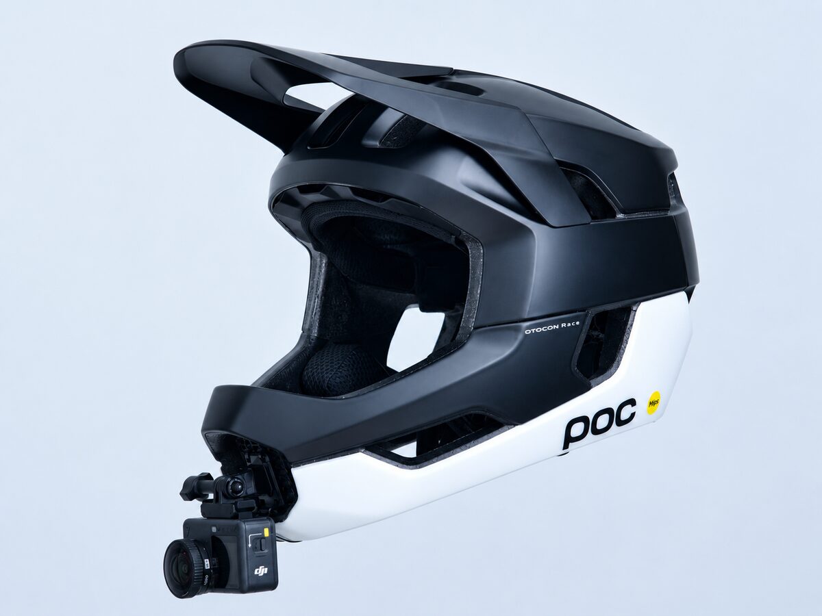 POC Otocon — GoPro montiert